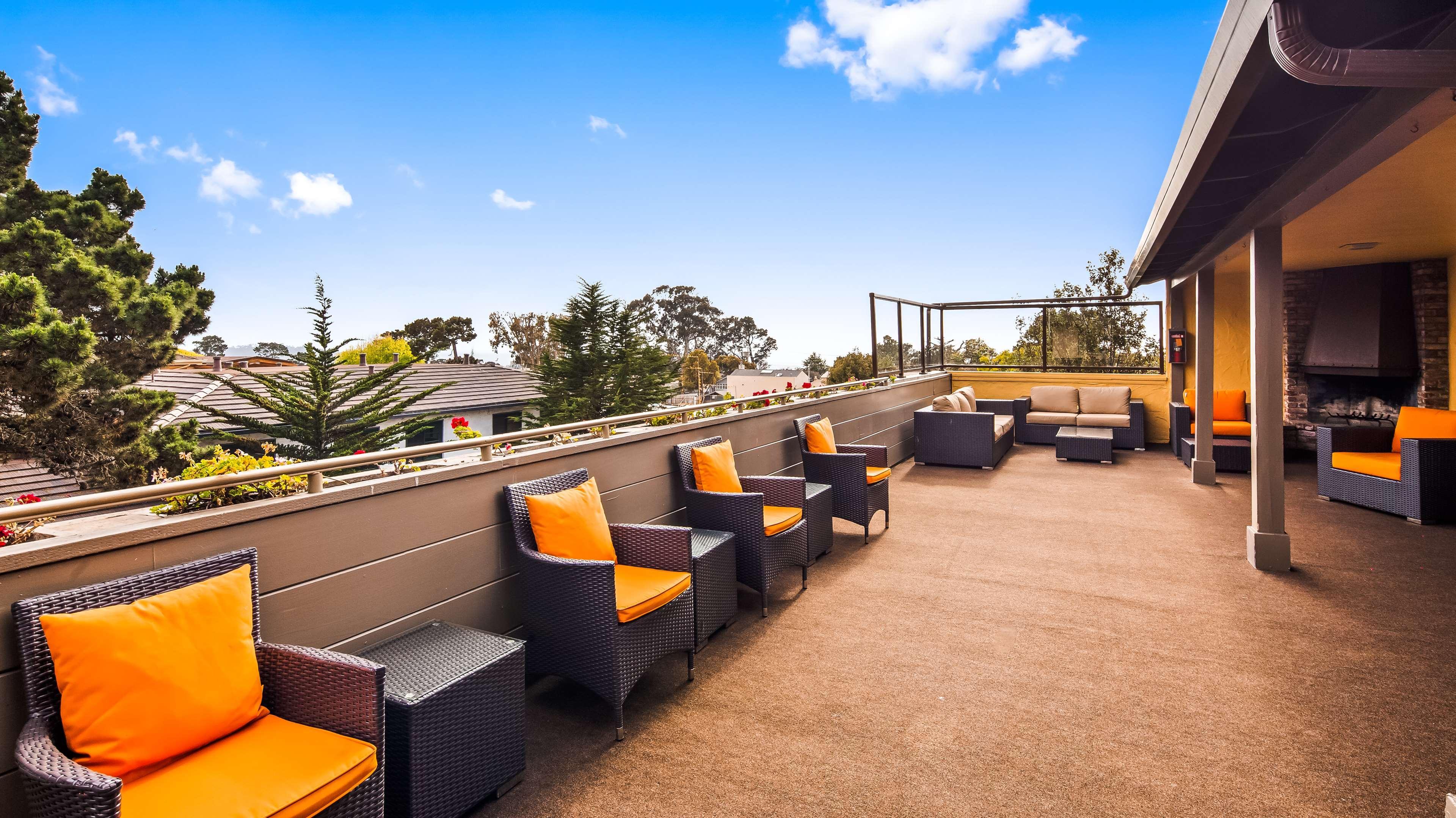 Best Western Carmel'S Town House Lodge Exterior photo